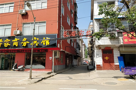 春光电子小区3室2厅1卫98㎡出税双证送附房